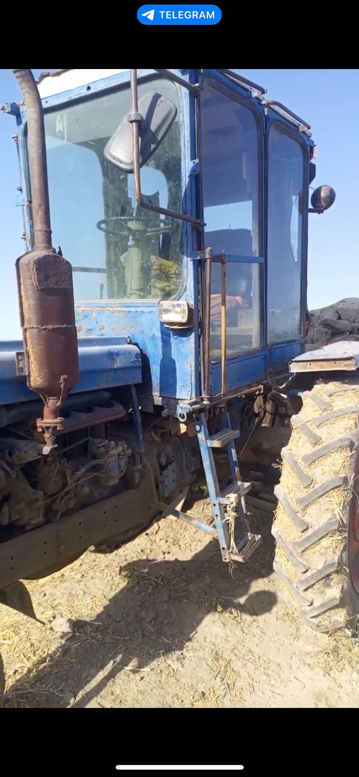 Traktor sotiladi T28