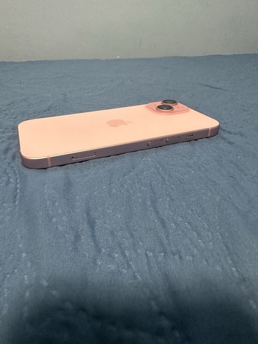 iPhone 15 128GB 10/10 Състояние
