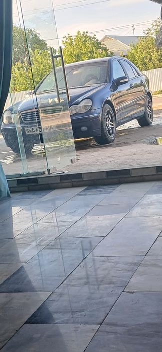 Abmen bor Mercades Benz W203