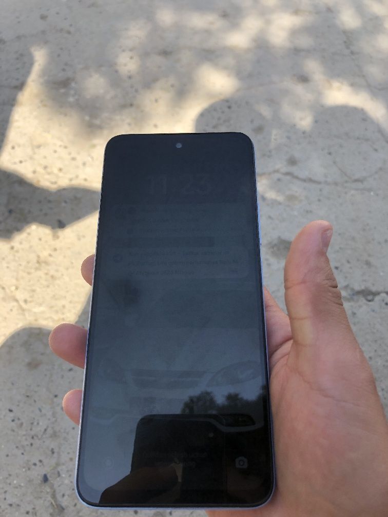 Redmi 12 yangi kar dak bor