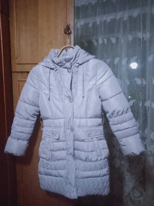 Пуховики на девочку  на 7л 8л 9л 10л 11л 12л 13 л от  2000 тг