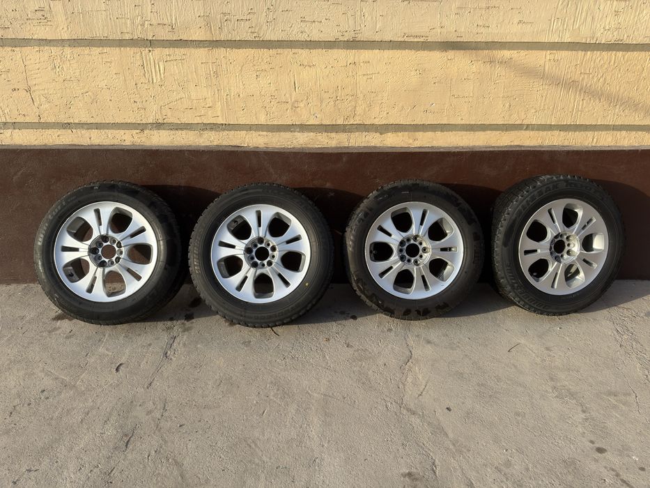 Продам диски с зимней резиной