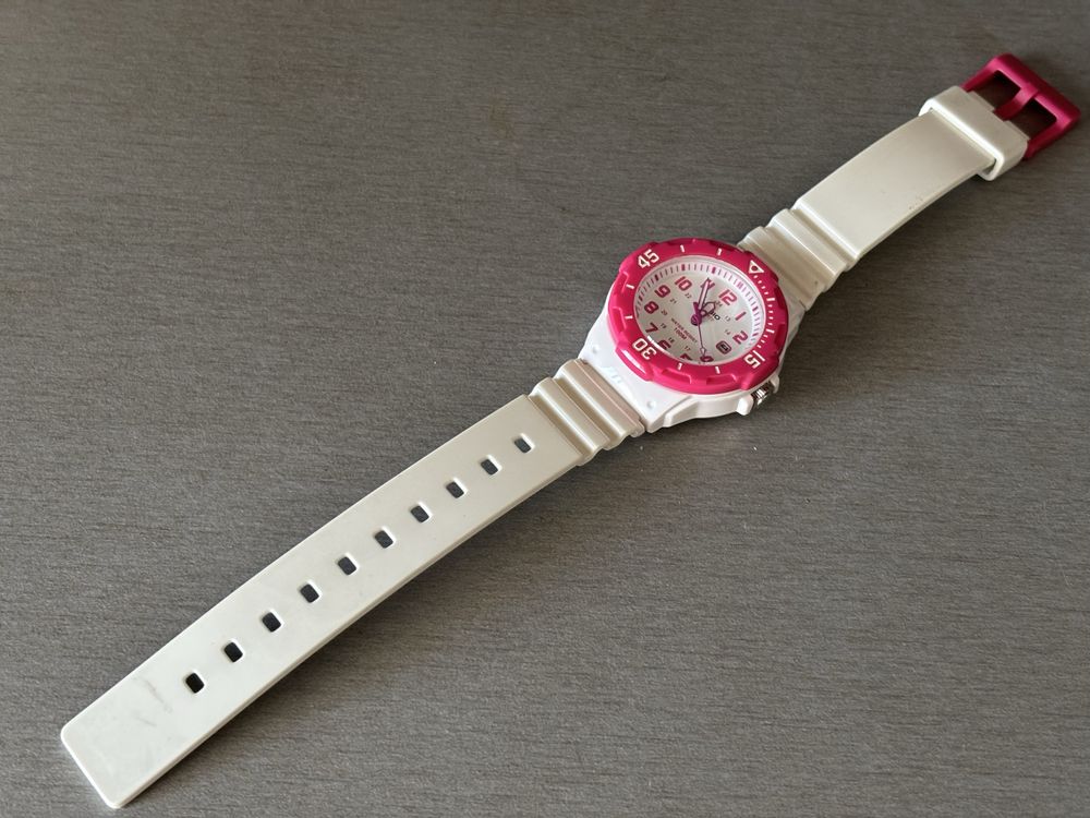CASIO lrw-200H-4BVEF