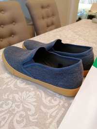 Обувки Benetton