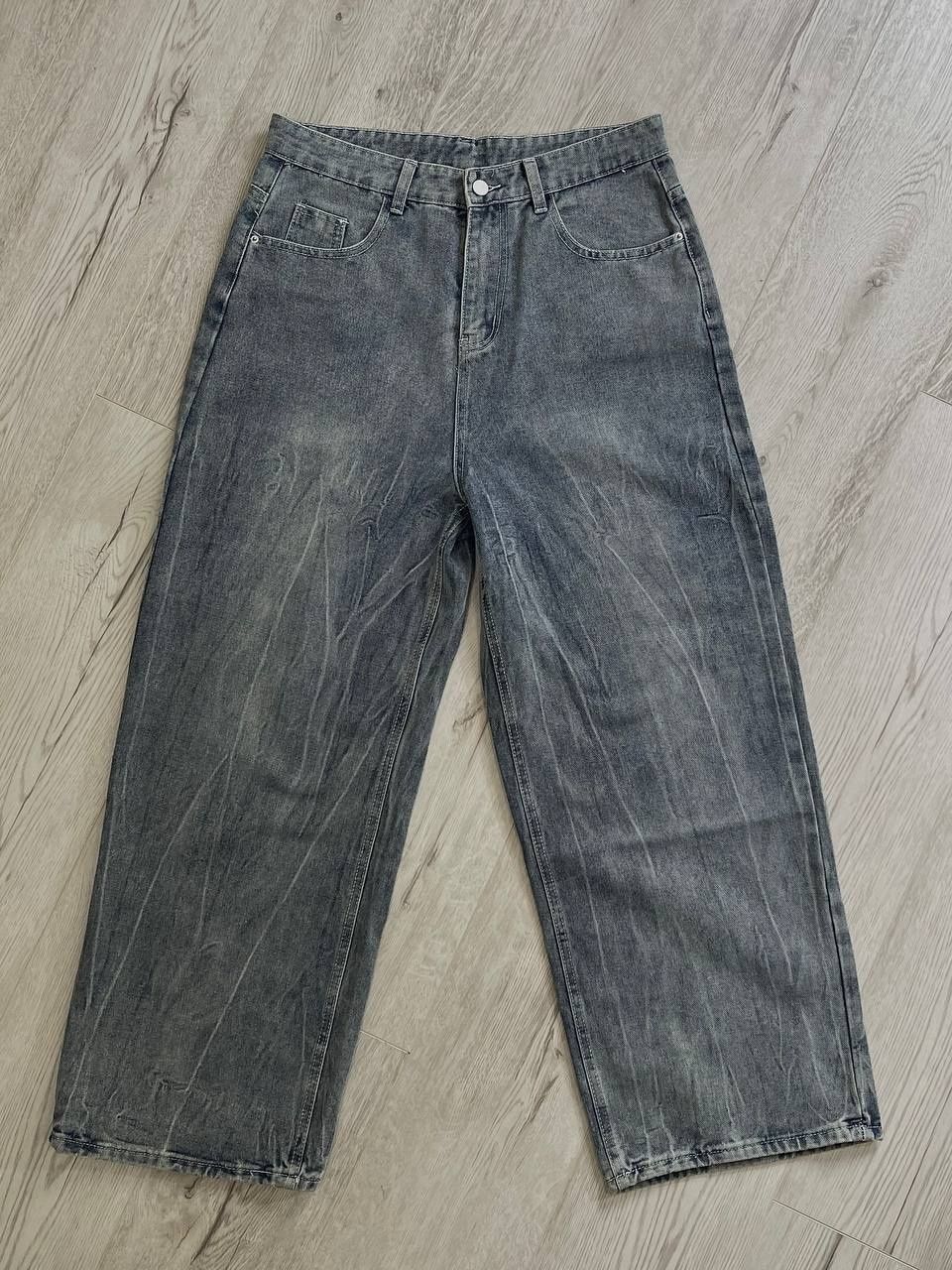 Baggy jeans sotiladi