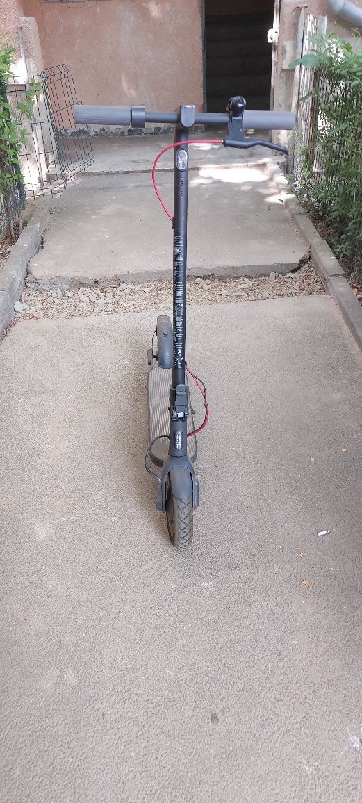Trotineta electrica xiaomi scuter 4