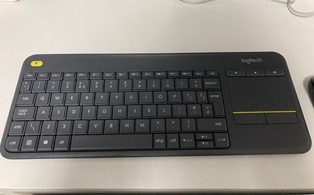 Tastatura K400+ și Mouse Logitech M325 Wireless