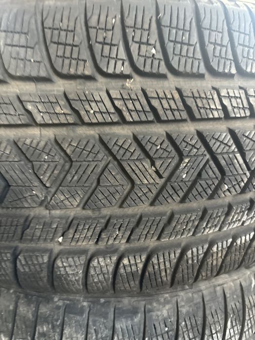 275/35/22 si 315/30/22 anvelope iarna X5 X6 pirelli