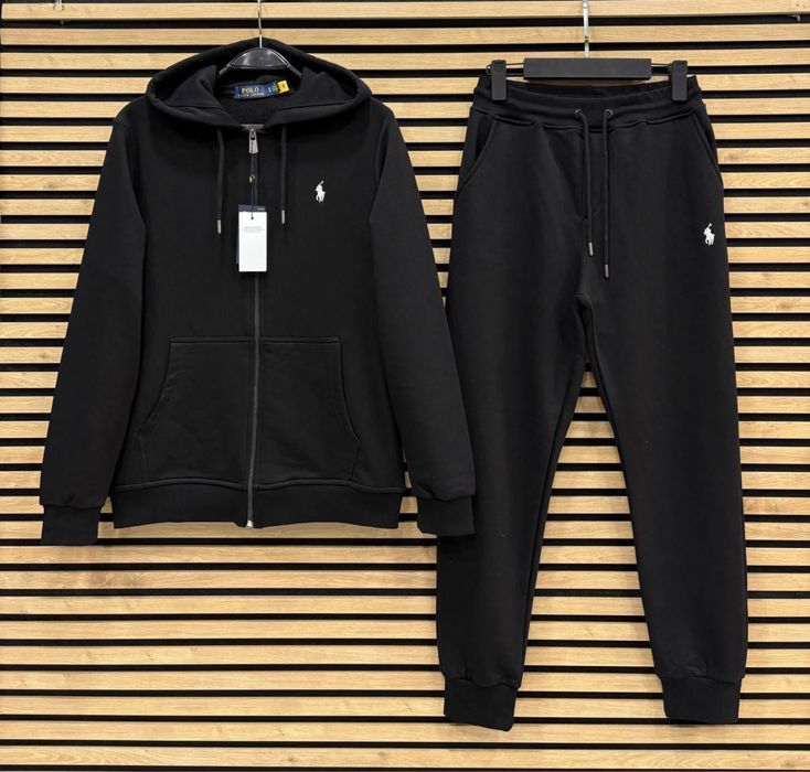 Мъжки екипи Essentials Corteiz / Nike Tech Fleece / Syna World