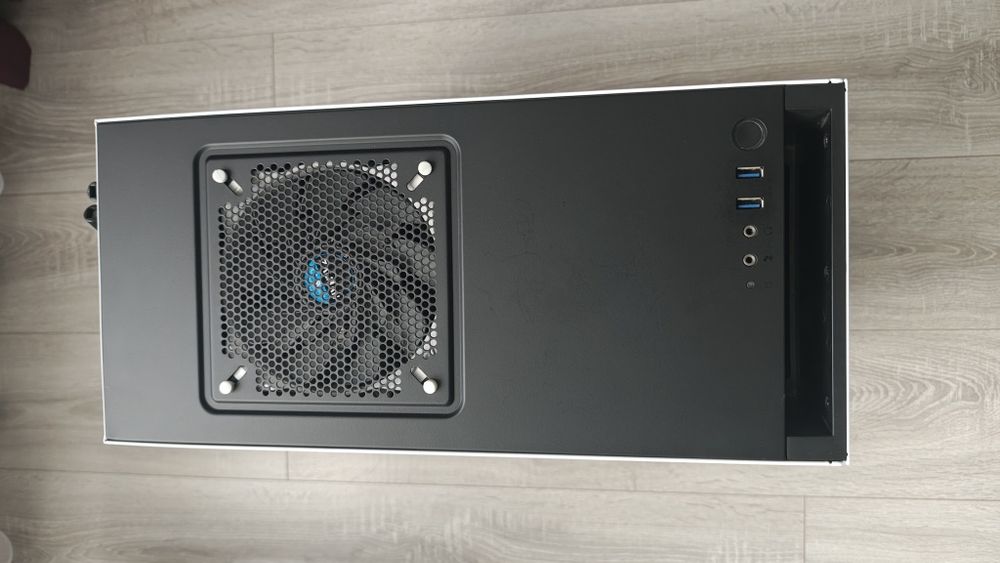 PC gaming workstation