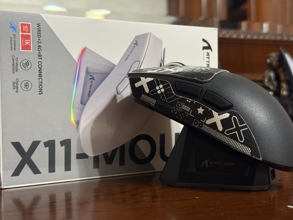 Безпроводная игровая мышка Attack shark x11