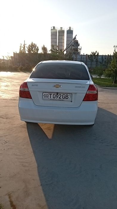 Срочно продаётся Нексия 3