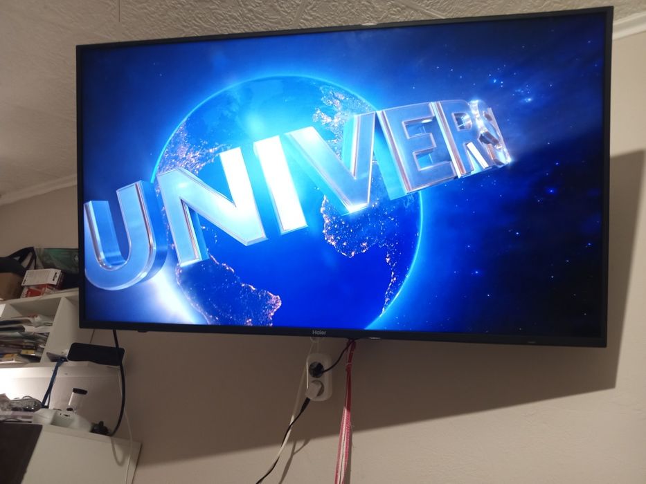 Телевизор большой смарт