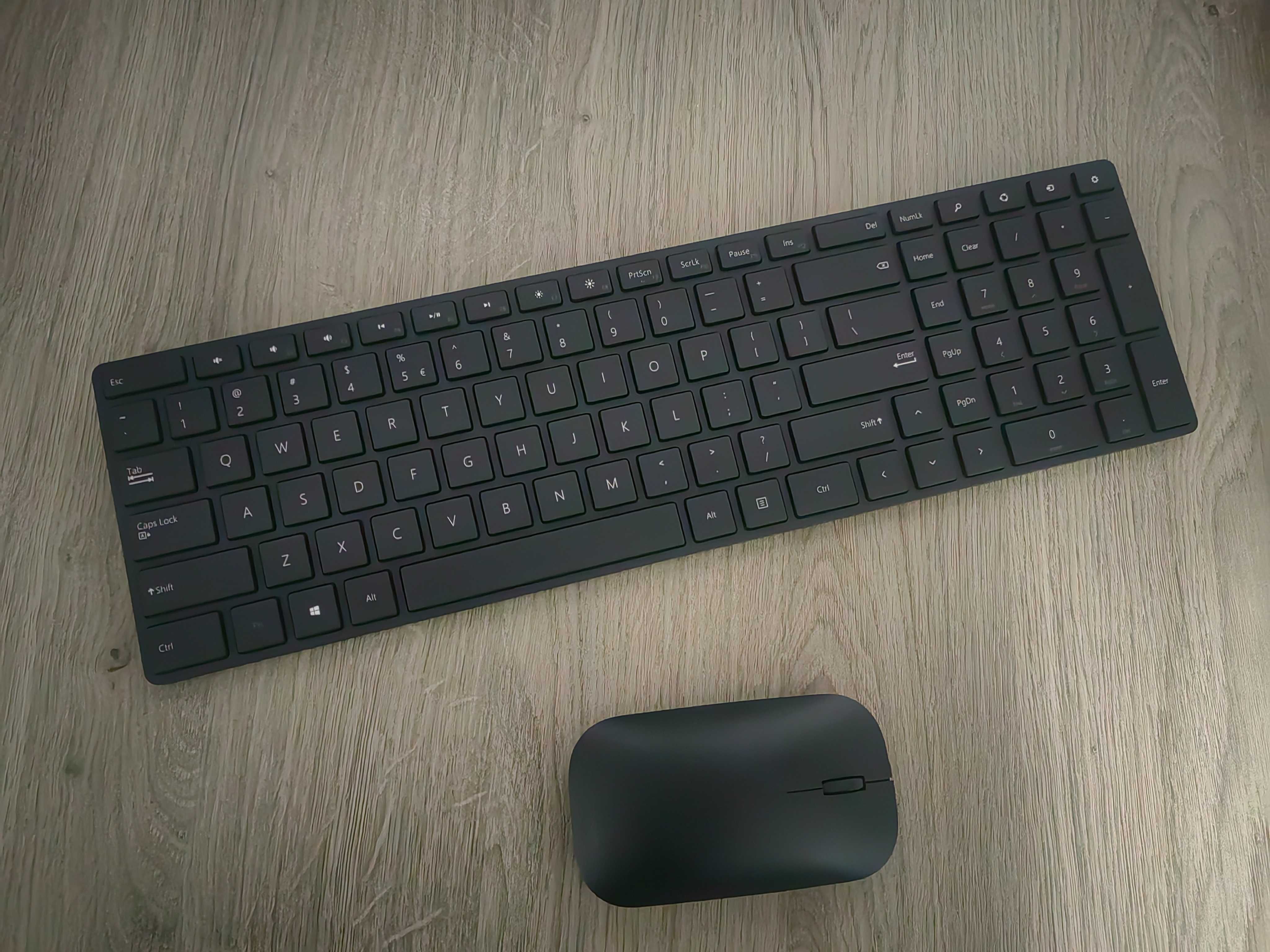 Tastatura si Mouse Microsoft Designer Desktop,Bluetooth
