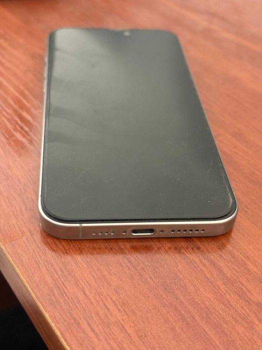 iphone 15 pro max ideal yengide sostayanada