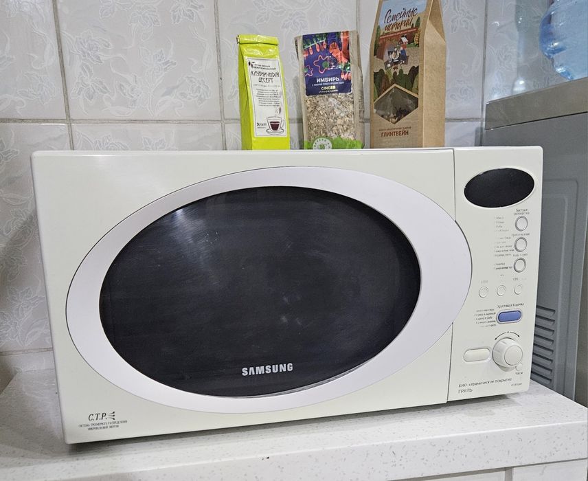 Микроволновка Samsung б/у