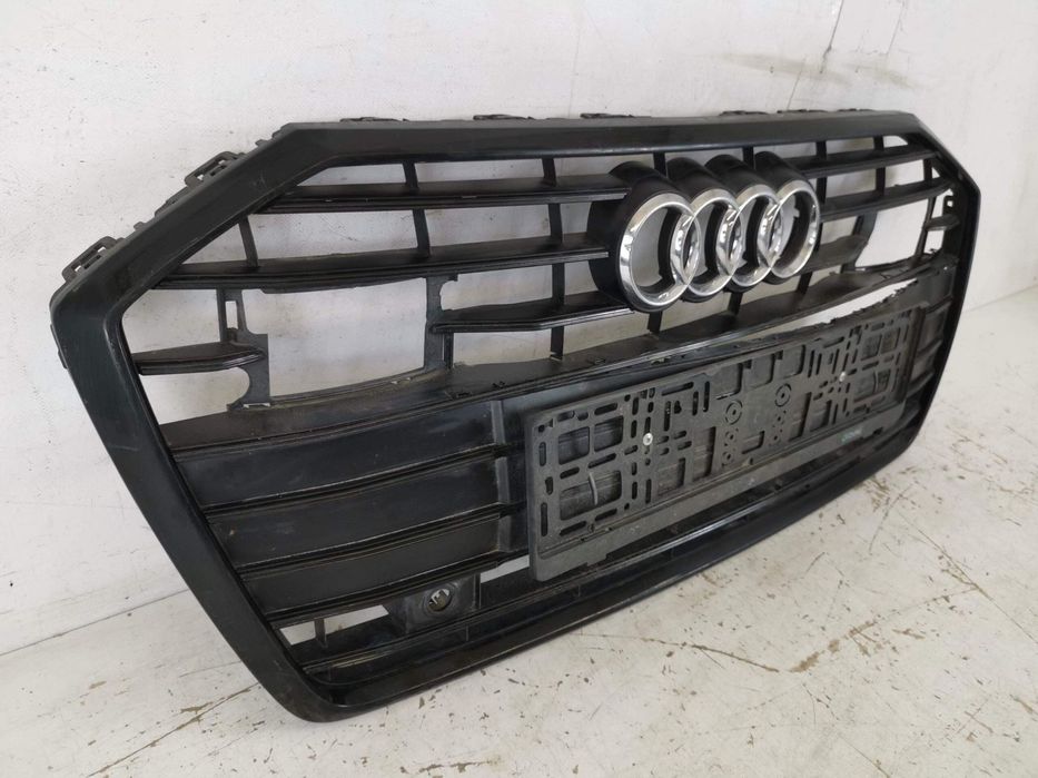 Grila Radiator Audi A6 C8 [2018 - 2020] Originala Avariata