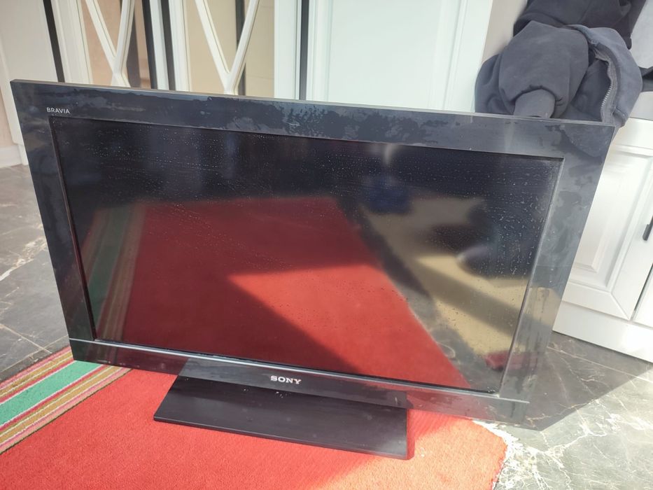 Продам телевизор Sony.