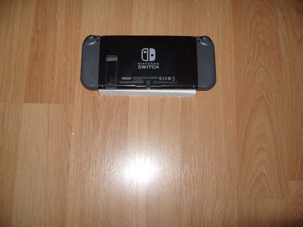 Конзола Nintendo Switch Super Smash Bros Edition - 345лв