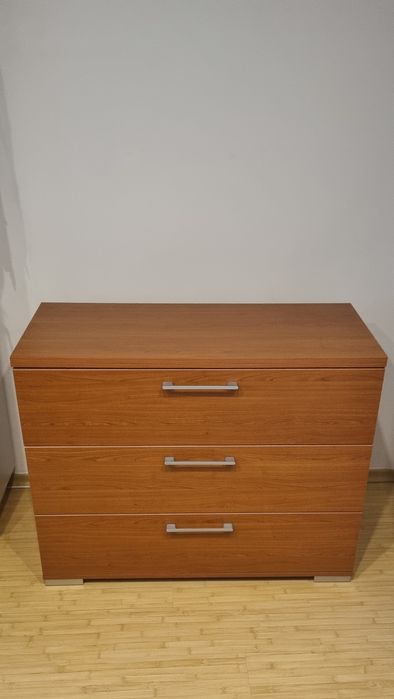 Comodă cu e sertare