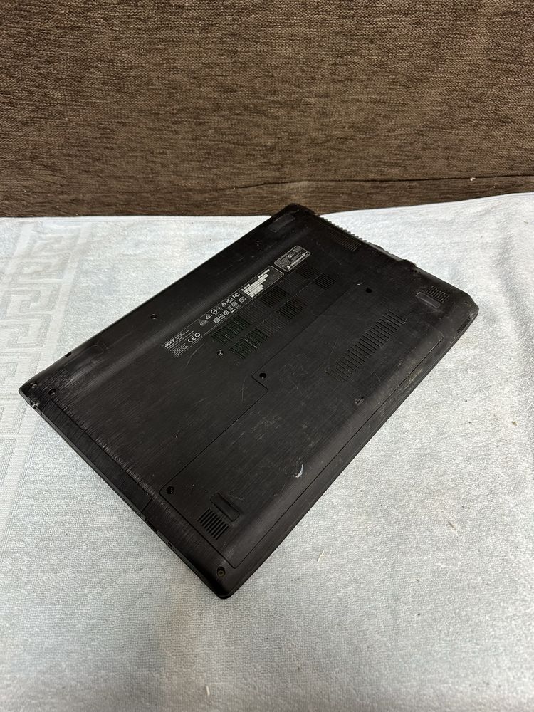 Dezmembrez laptop Acer Aspire E5-575 / E15 / placa baza buna-N16Q2