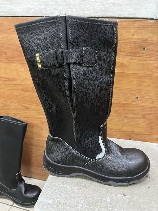 Срочно продам кирзовые сапоги