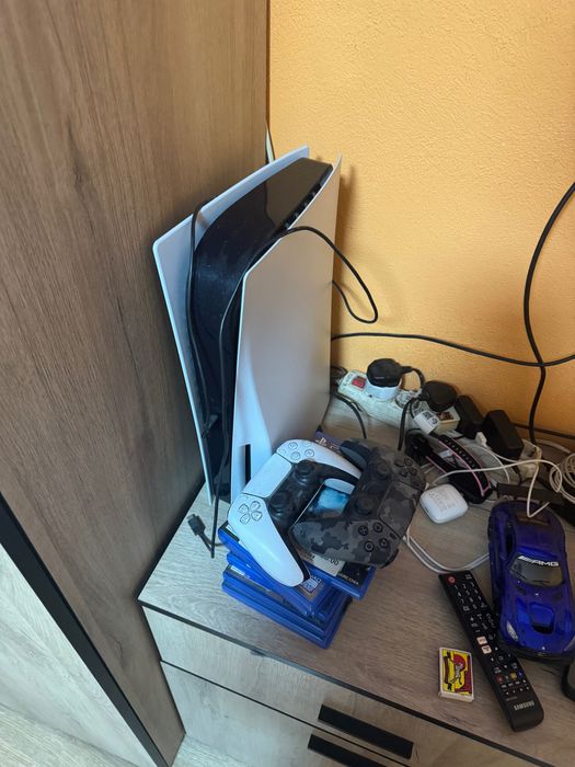 PlayStation 5 диск едишан с два джойстика