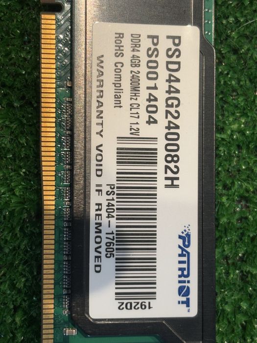 Memorie RAM Patriot (4GB) DDR4 2400MHz