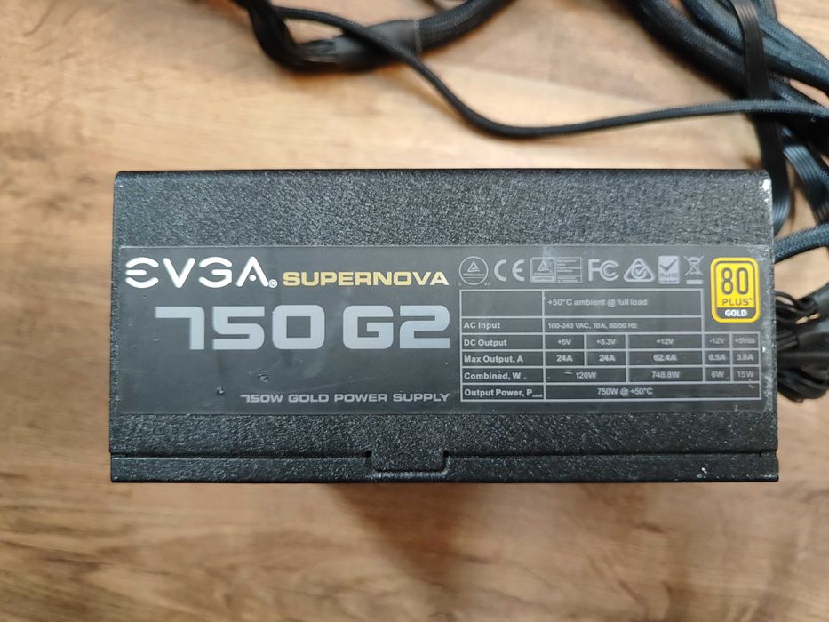 Sursa modulara EVGA SuperNOVA 750 G2