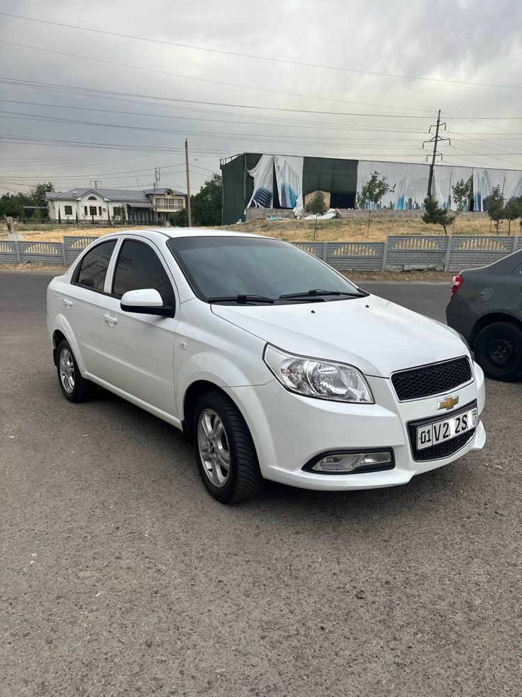 Chevrolet Nexia 3. 4 avtomat