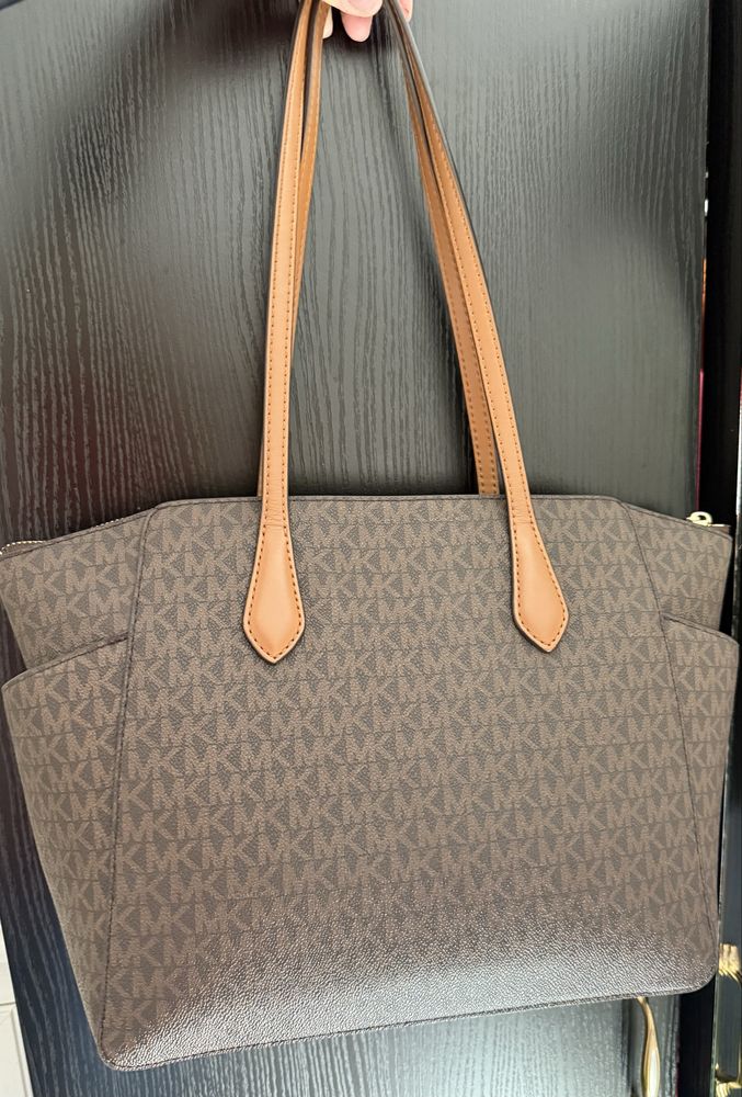 Michael Kors чанта
