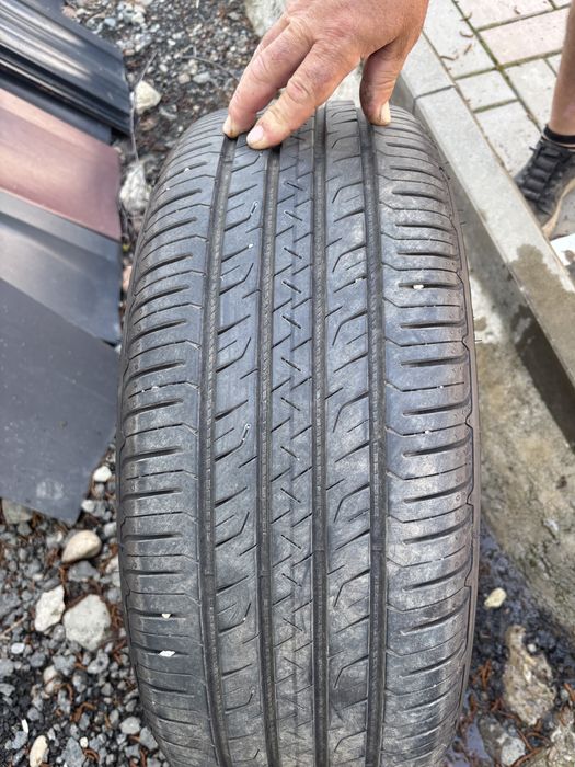 vand cauciucuri vara  225/55 R18 GoodYear