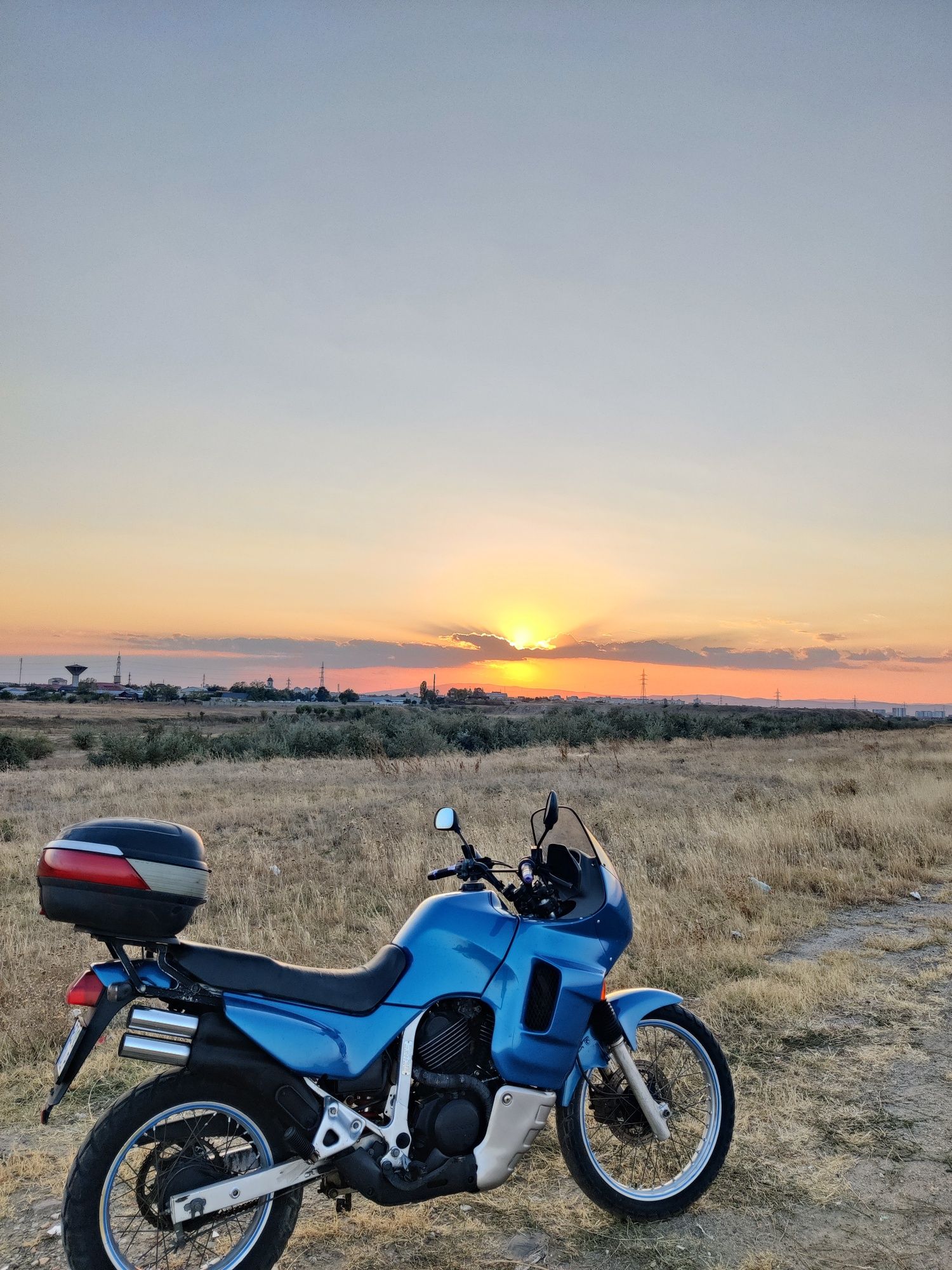 Vând Honda Transalp 600v din 1994