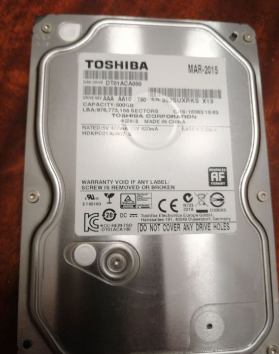 Hard disk capacitate 500Gb