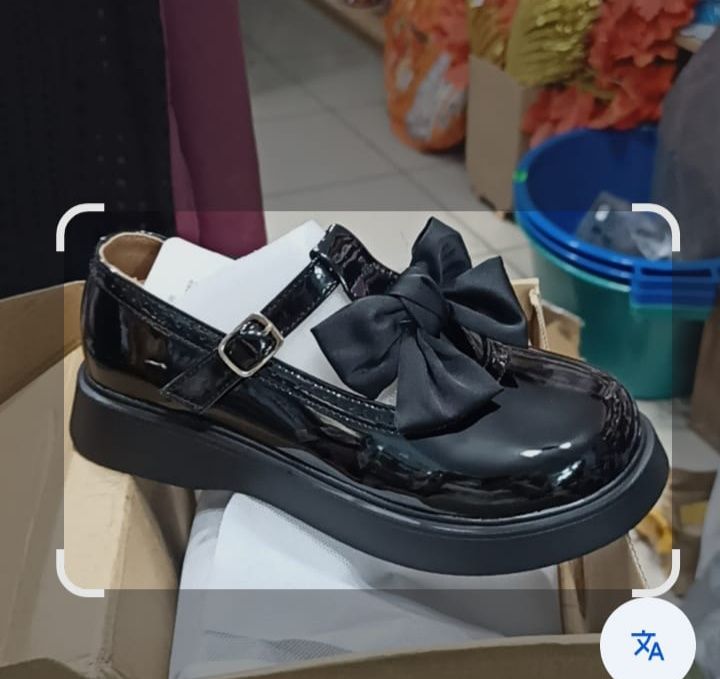 Продам детские туфельки 25-37р