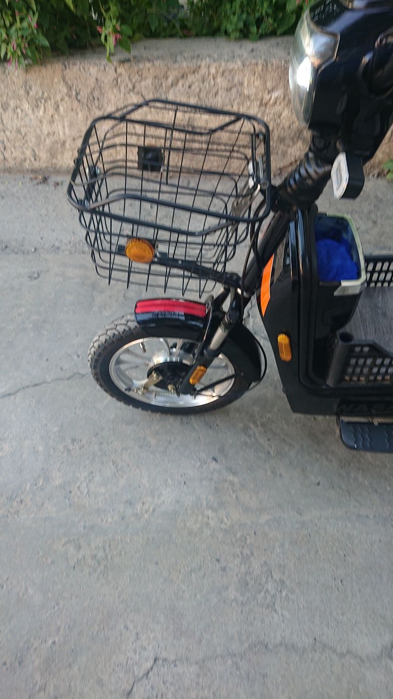 Продаётся злектро скутер