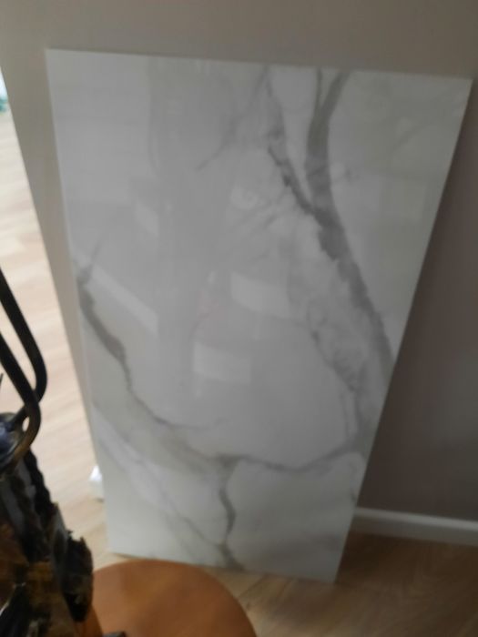 Продается Керамогранит 1 шт