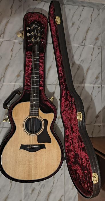Taylor guitar 312 CE