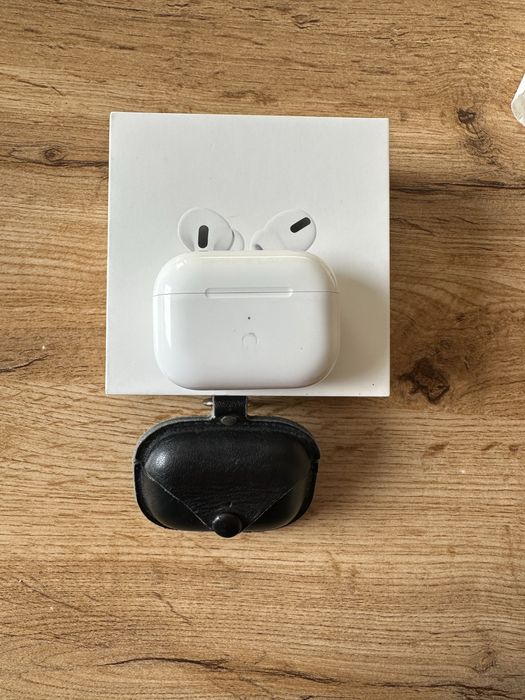 Apple Airpods Pro продается