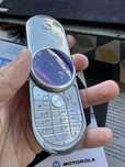 Vând Motorola Aura
