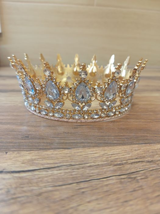 Корона для торта