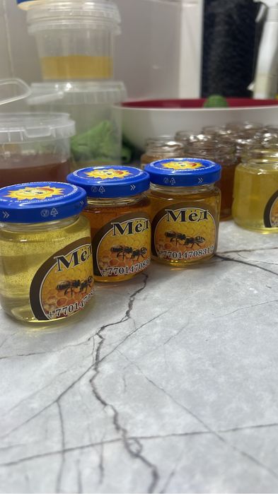 Натуральный свежий мед