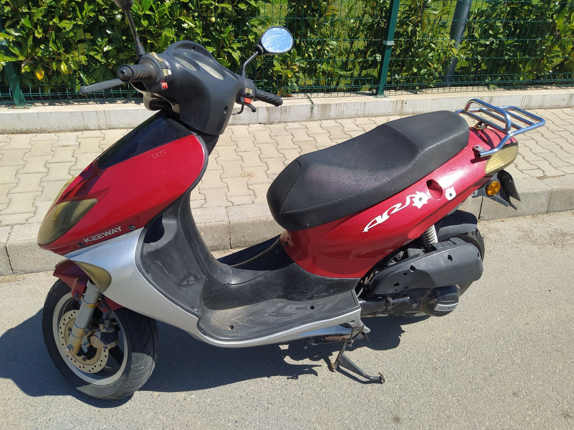 Продавам скутер KEEWAY arn 125