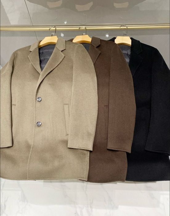 Palton Burberry , calitate premium , pe comanda , nou , M