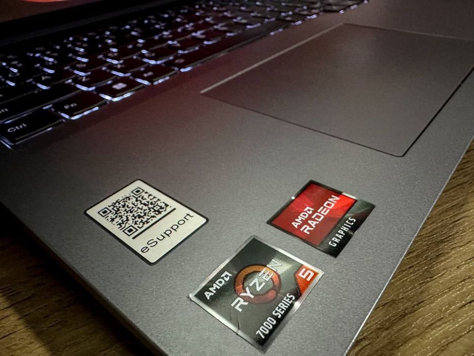 Lenovo Thinkbook G6 kuchli noutbook