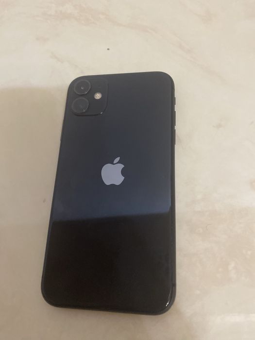 iPhone 11 64 gd
