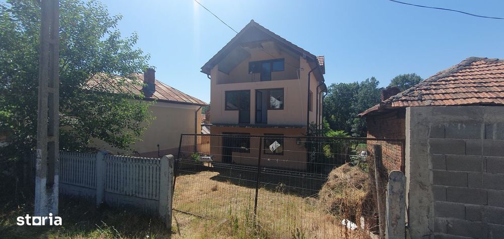 Vila P+ E+M palilula- bucovat 10 km de craiova