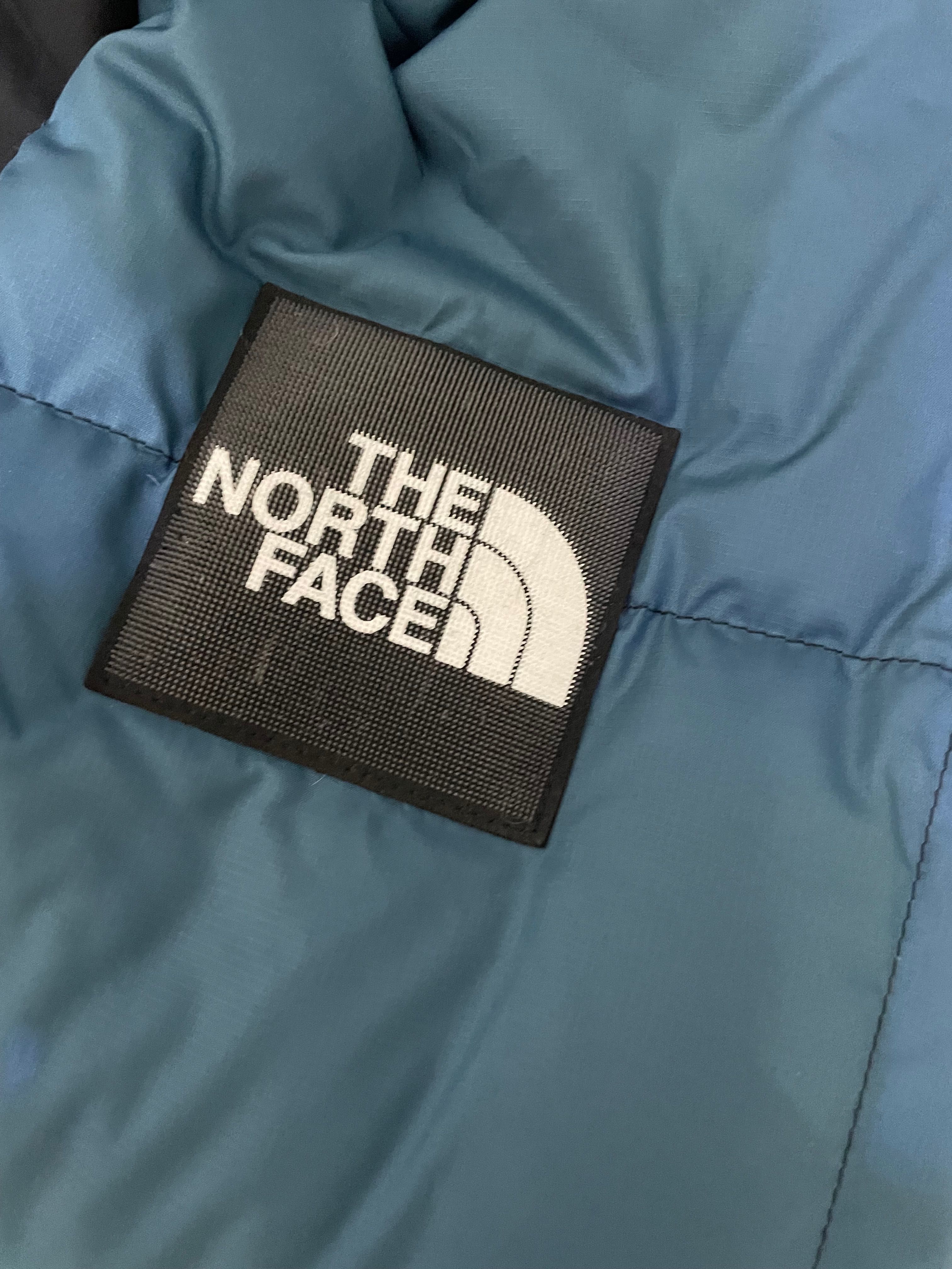 продам оригинальную куртку The North Face