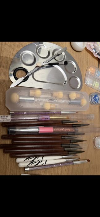 Cosmetica manichiura/ pedichiura