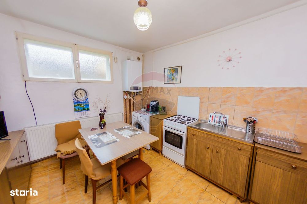 Casă  de vanzare cu 3 camere Ultracentral Baia Sprie Schimb Apartament